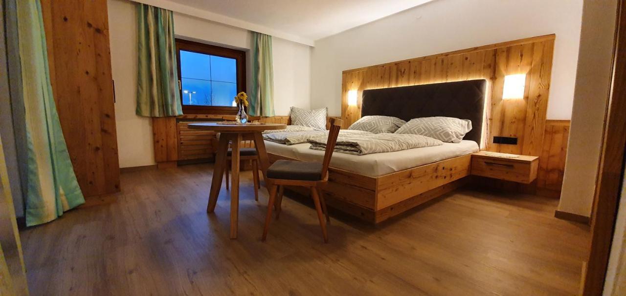 Ferienwohnung Kroell ツェル・アム・ツィラー エクステリア 写真